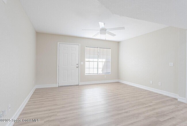 Photo - 1861 Long Iron Dr Unidad 1102