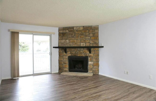 Building Photo - 14434 E Colorado Dr Unit 203