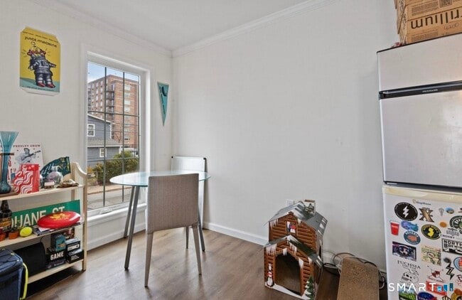 38 W Washington Ave