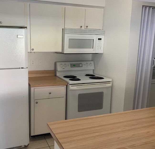 Photo - 18322 NW 68th Ave