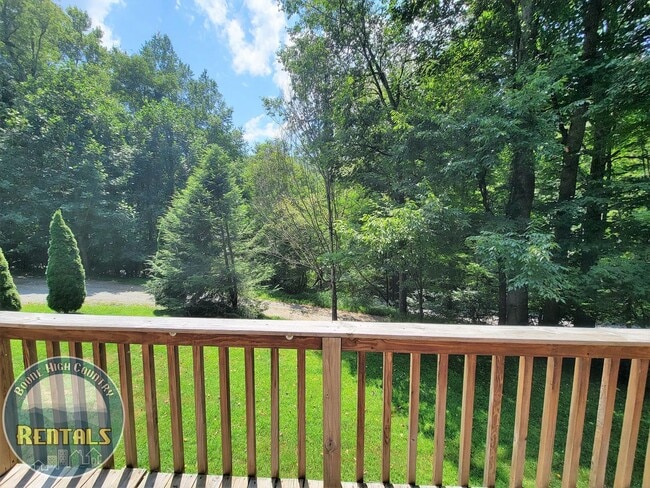 Photo - 3/2 One-Level Living Cabin in A Serene Setting!