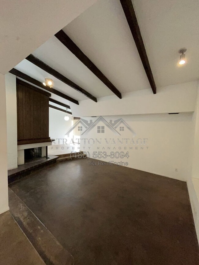 Photo - 730 N Stewart