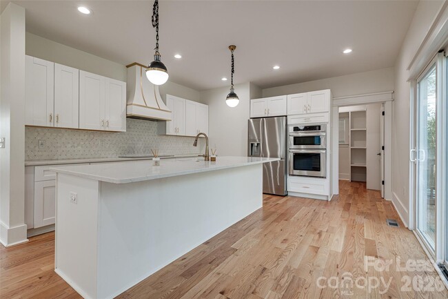 Photo - 1516 Princess Pl