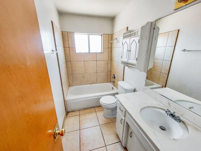 Photo - 213 Panamint Ave Unit D