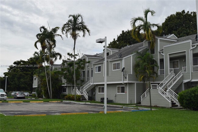 Photo - 3413 NW 44th St Unidad 206