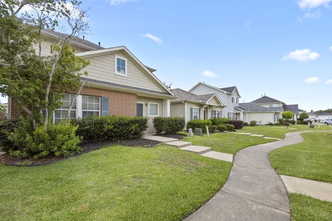 Photo - 6158 Settlers Lake Cir E