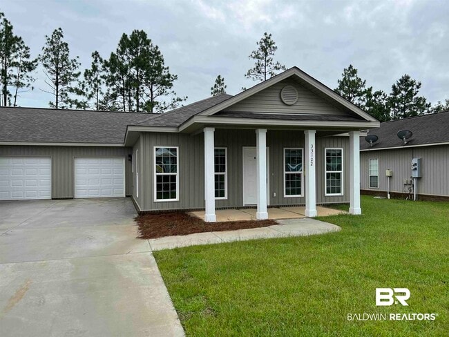 Building Photo - 33122 Stables Dr