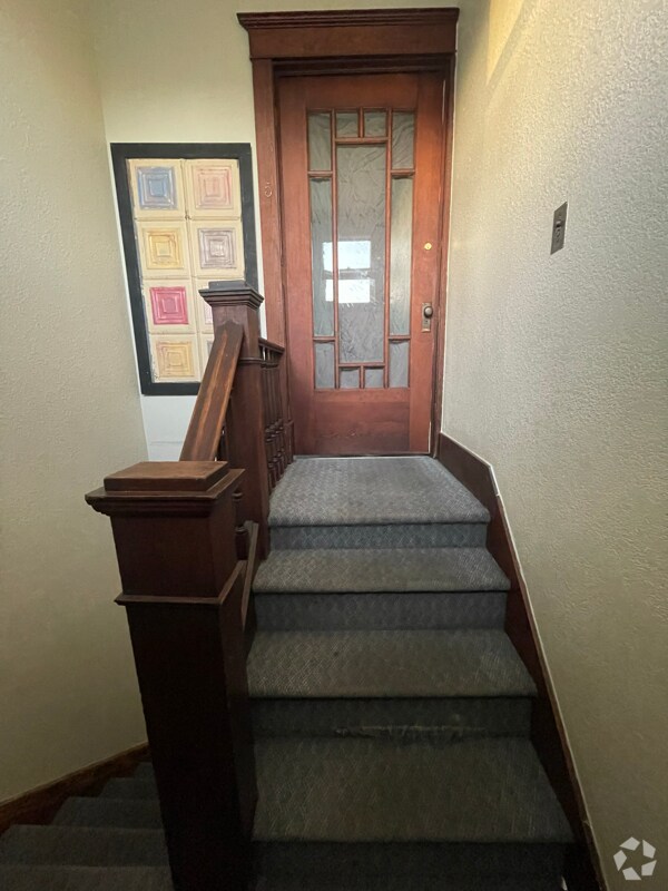 Building Photo - 625 Alpine St Unit Apt 5