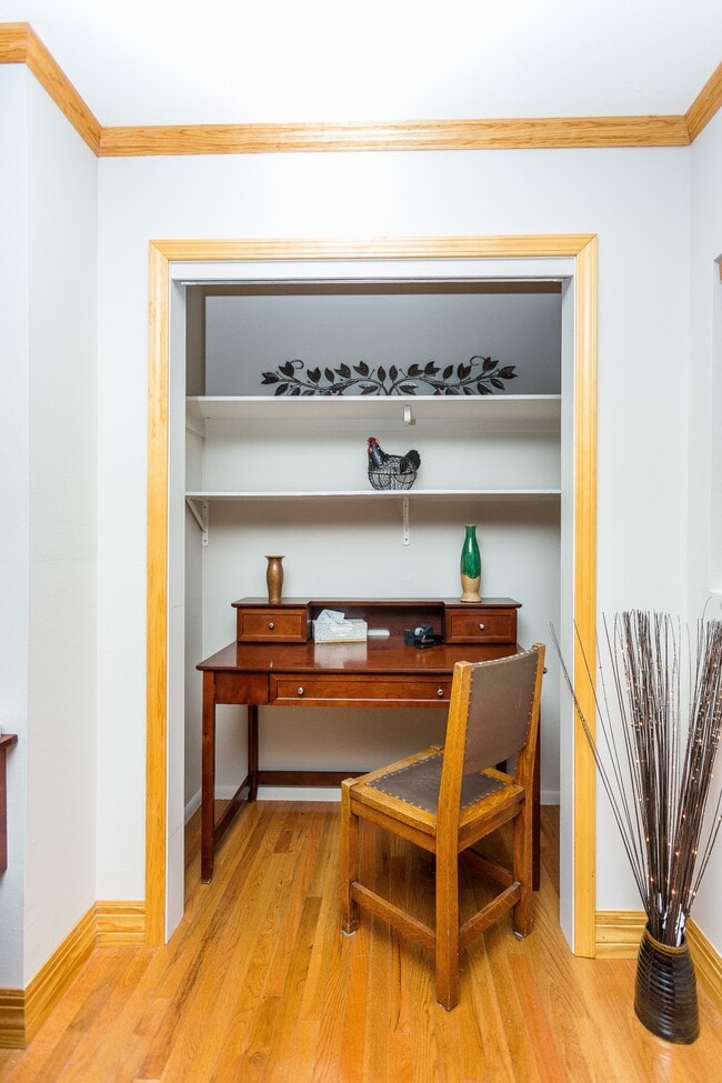 Photo - 136 Grove Ave