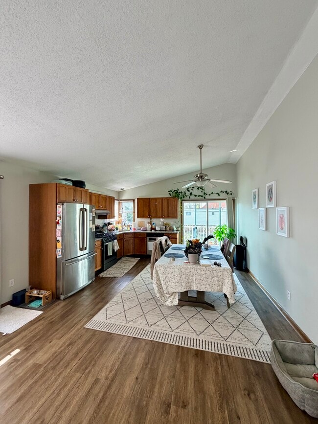 Cocina - 127 Brown St