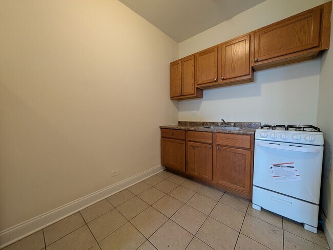 Photo - 4851 N Damen Ave Unit 203