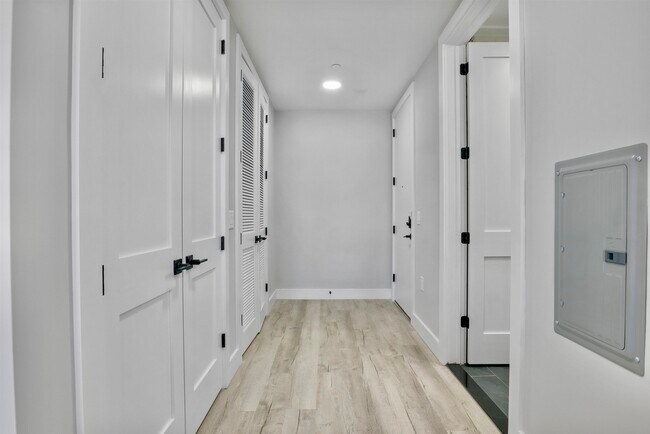 Photo - 187 Culver Ave Unit 406