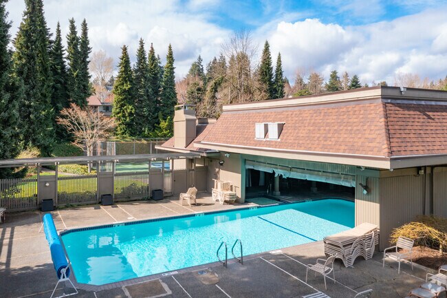 Photo - Parkpoint Condominium