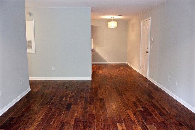 Photo - THIRTEEN08 Apartments