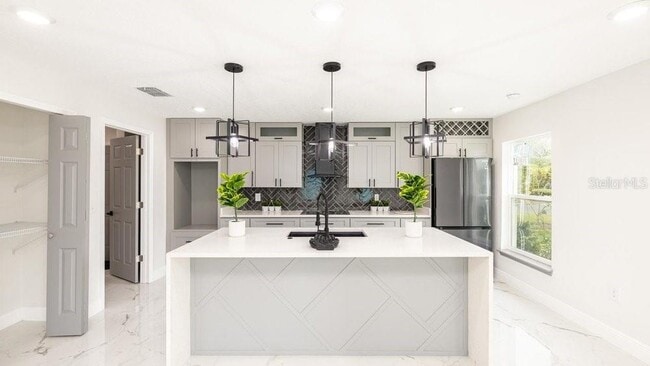 Photo - 1414 E Harding St