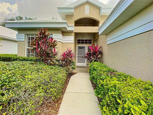Photo - 539 Fallbrook Dr