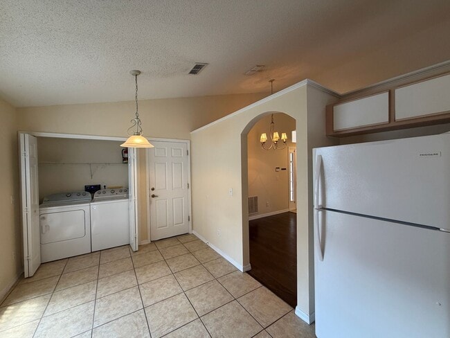 Photo - Private pool Single Family House 3 Beds 2 Baths, Resort Style Community. Easy access to Champions...