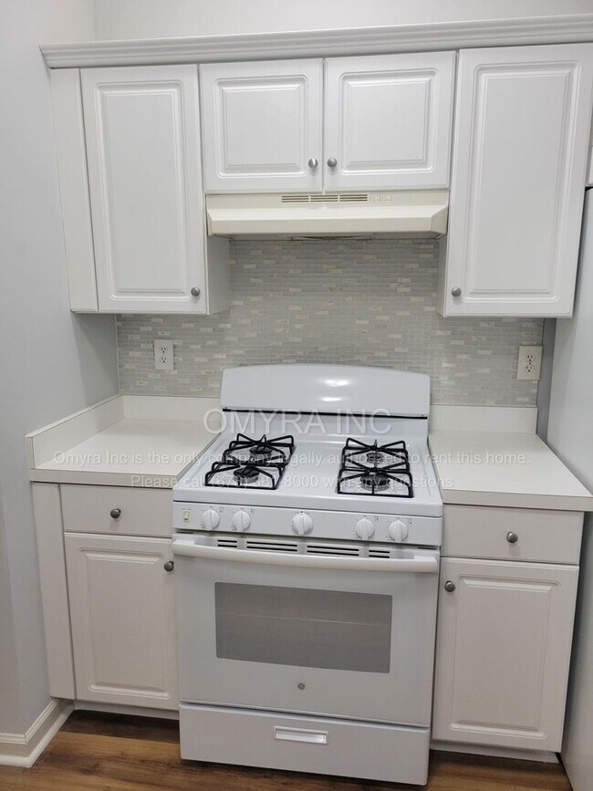 Photo - Gorgeous Newly Renovated 3 Bedroom House i...