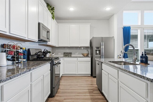 Photo - 5928 Agostino Dr