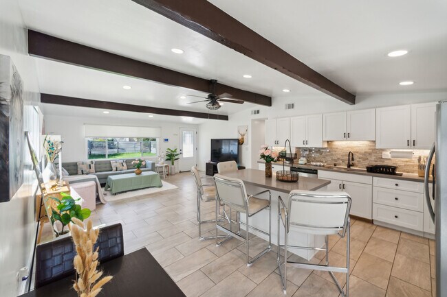 Experience the freedom of an open space layout, perfect for gatherings and easy living! - 9853 Saint George St