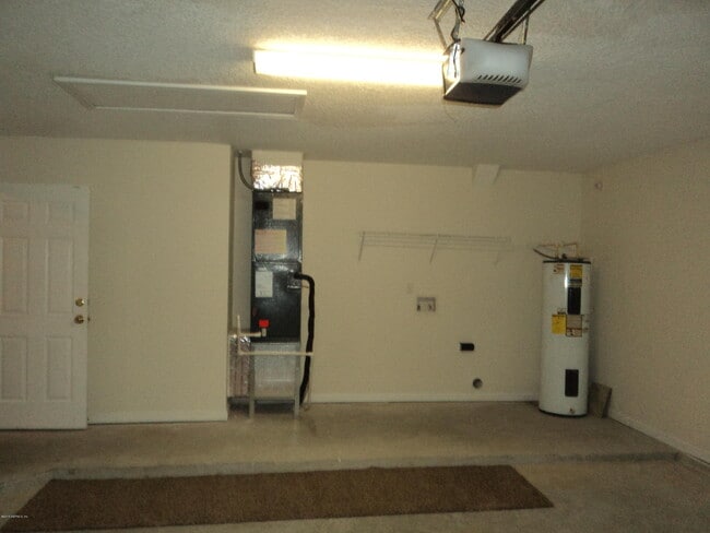 Photo - 8126 Hilsdale Rd