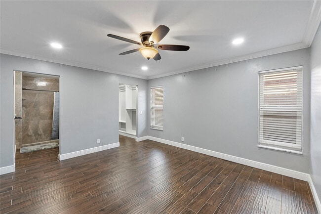 Photo - 5820 NW 56th Pl