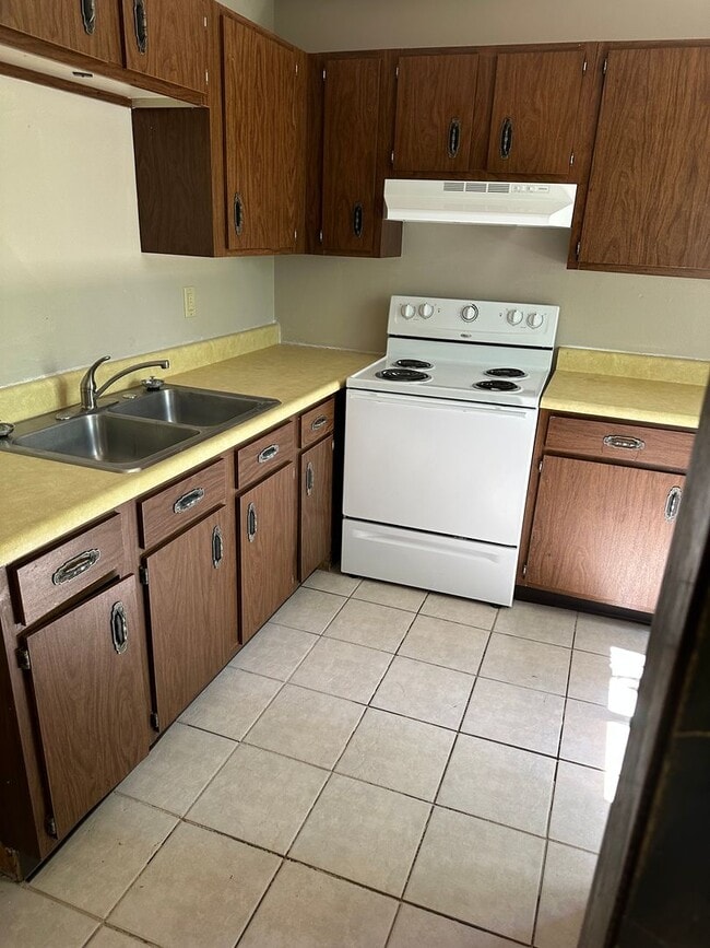 Photo - 7700 Brooks St Unit 7700-9