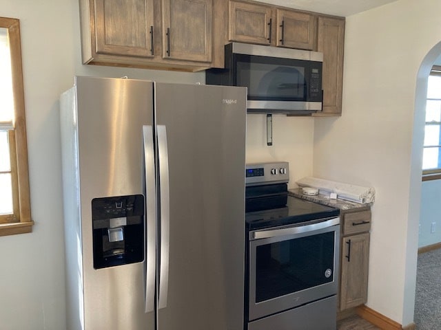 Photo - 922 E 3rd St