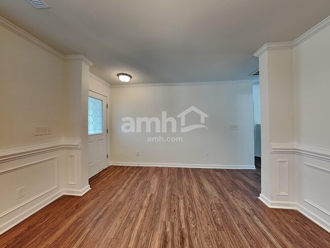 Photo - 4662 Abbey Park Rd