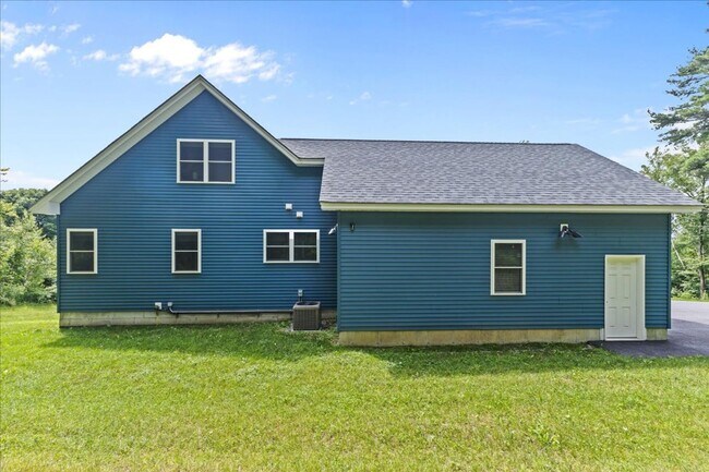 Photo - 3BD/2.5BA Beautiful House in Hinesburgh, VT