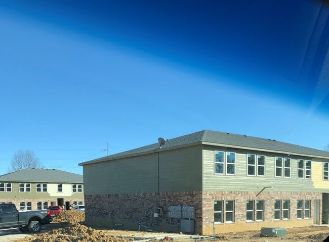 Photo - Dixon Park Apartments