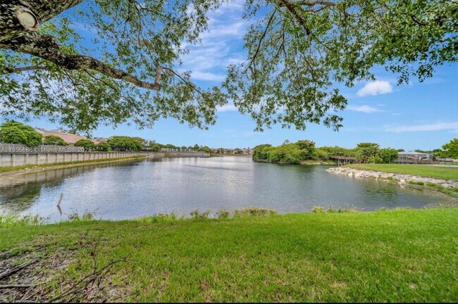 Photo - 3100 NW 46th St Unidad 202