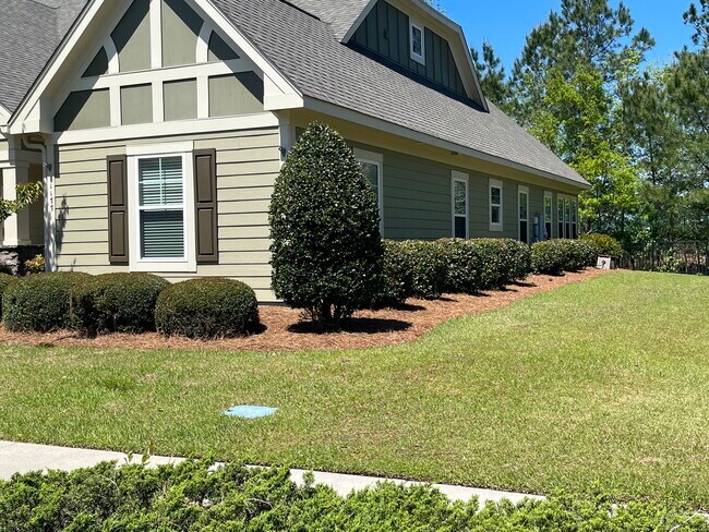 Photo - 1177 Evangeline Dr Unit 1