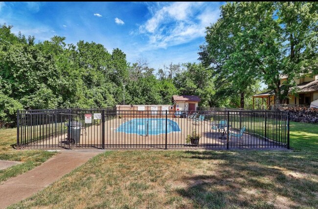 Photo - 2421 S Yellowstone St Unit 403