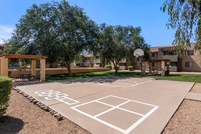 Union Hills Estates