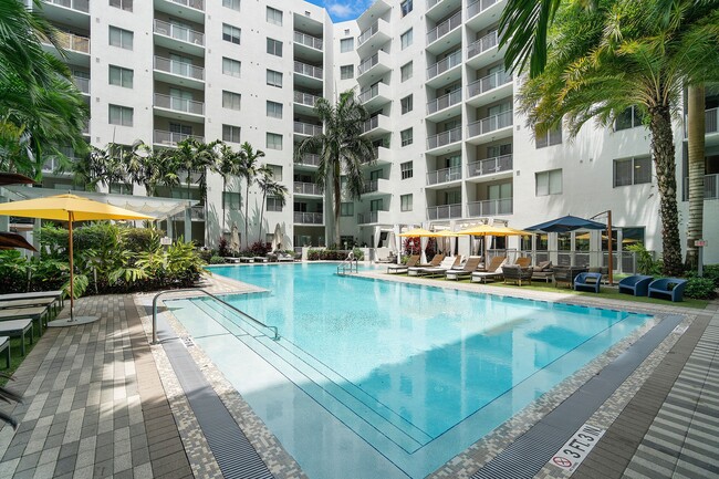 Pearl Dadeland