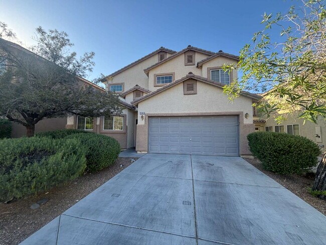 Building Photo - Sky Canyon Area Home w/ 3 Beds PLUS Loft & Solar