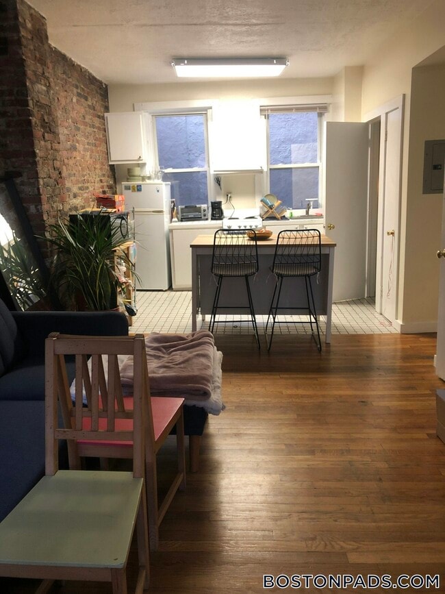 Photo - 15 Garden St Unit 2