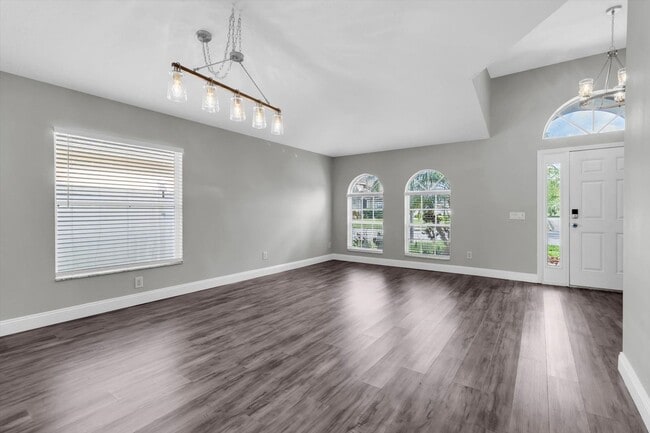 Photo - 3335 Clover Blossom Cir
