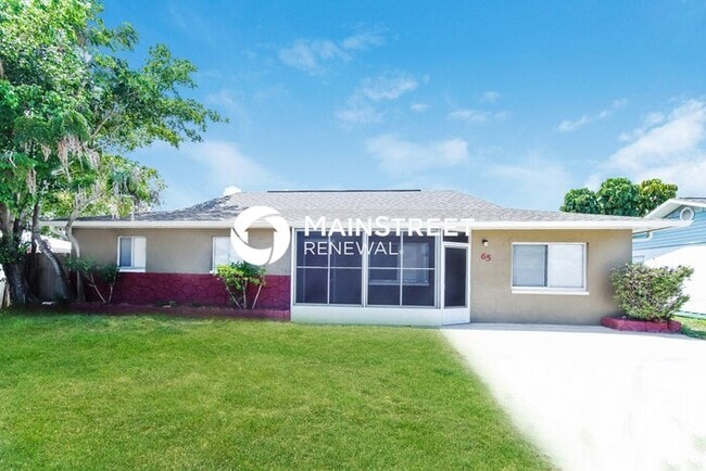 Building Photo - 3 Bedroom Pet-Friendly Home in MERRITT ISLAND, FL with Main Street Renewal