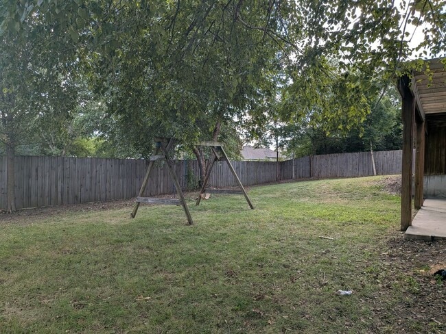 4108 Cedar Crest Ln
