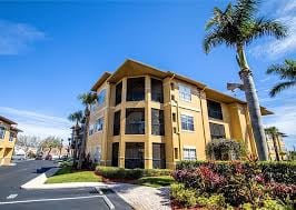 Building Photo - 4323 Bayside Village Dr Unit 319