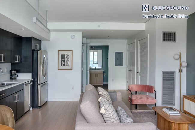 Photo - 521 Stadium Pl S Unit FL24-ID587