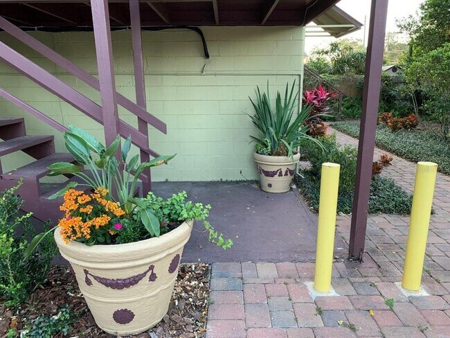 2512 Musselwhite Ave Unit 3