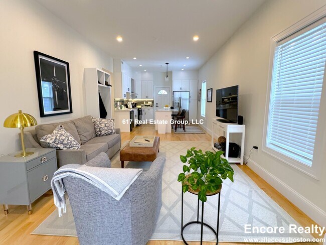 Photo - 58 Springfield St Unit 3