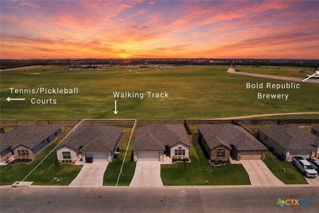 Photo - 1257 Aurora Grv Bnd