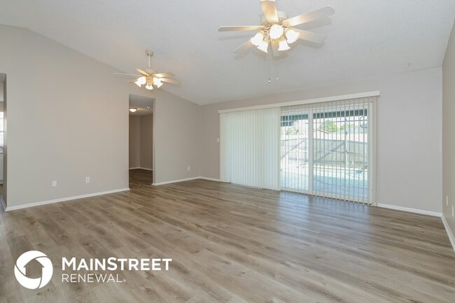 Photo - 12017 Chive St