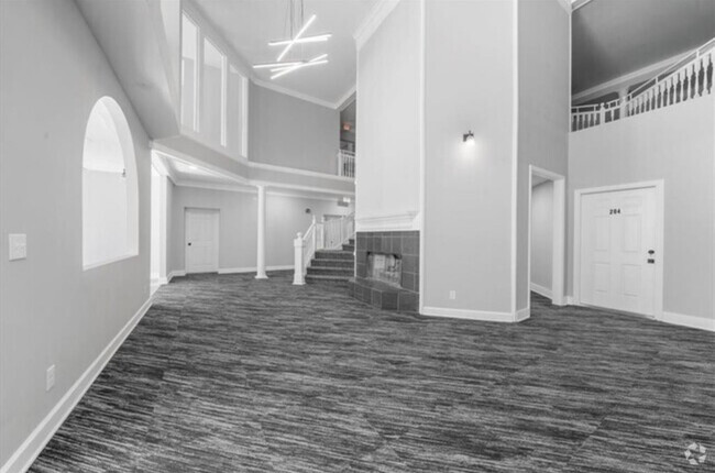 Building Photo - 5399 Northland Dr Rental