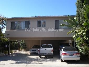 1711 Purdue Avenue - 1711 Purdue Ave Unit 4