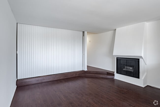 1HAB, 1BA - 11730 Sunset Blvd